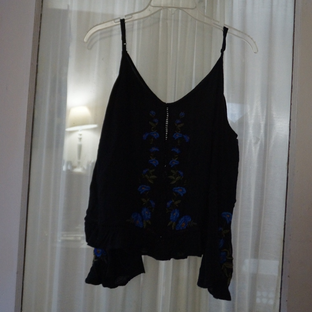 Black American Eagle Top With Blue Flowers